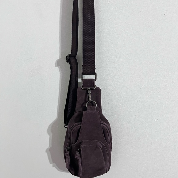 Free People Hudson Sling Bag - Cow Leather - Picture 3 of 9